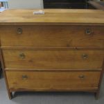 480 1322 CHEST OF DRAWERS